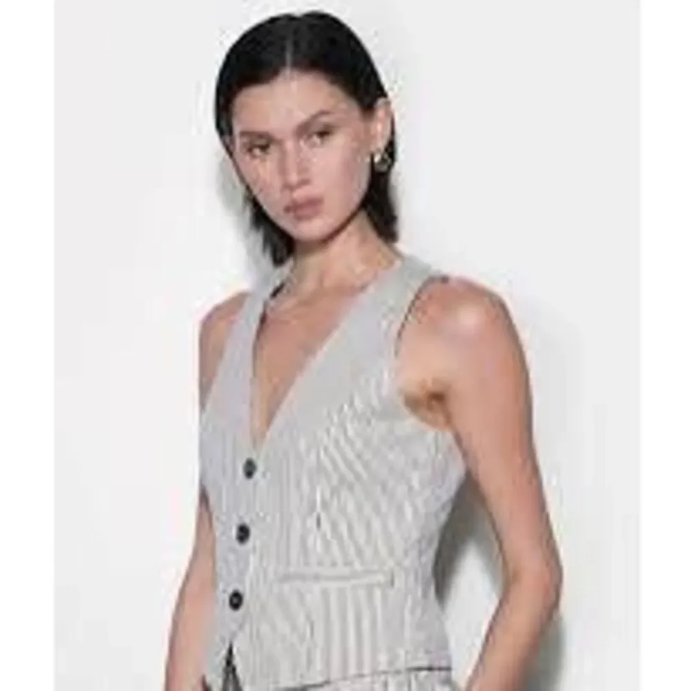 Reformation Women's Striped Sleeveless Leila Linen Romper Blue White Sz 10